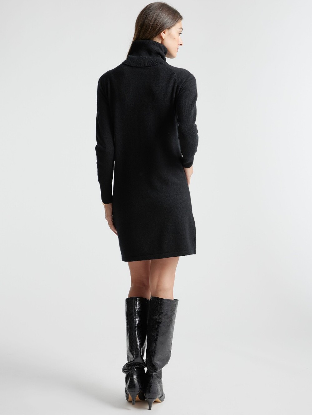 QUINCE 100% Mongolian Cashemere Black Turtleneck Long-Sleeve Knit Dress